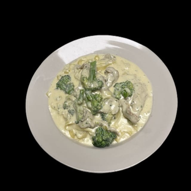 Fettuccine With Chicken & Broccoli Lunch (Pasta).